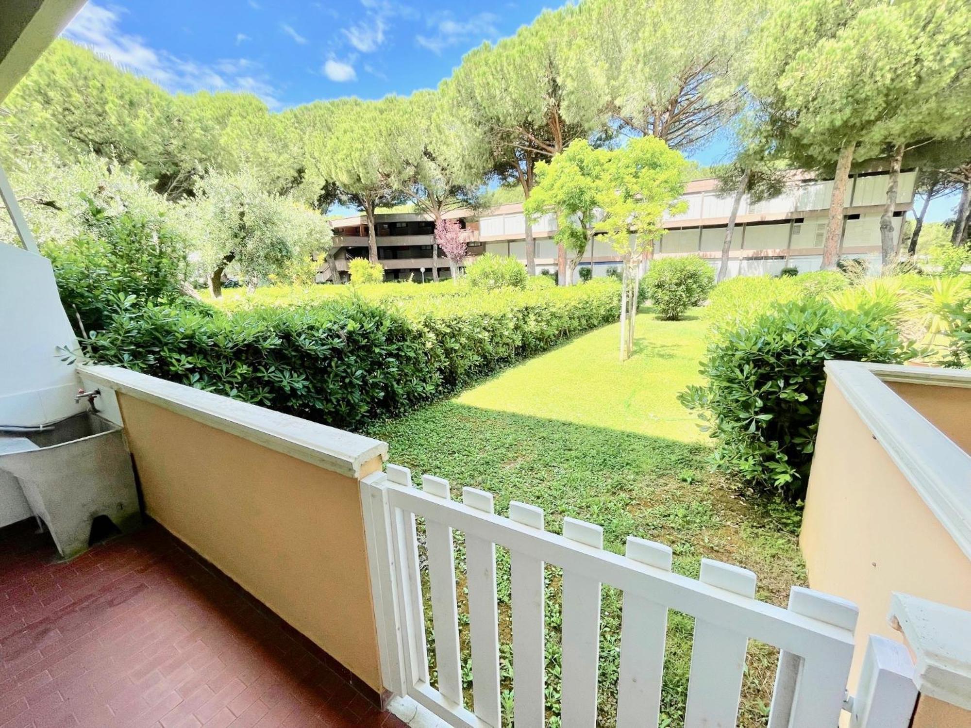 Appartamenti Via Dei Cipressi Марина ди Бибона Екстериор снимка